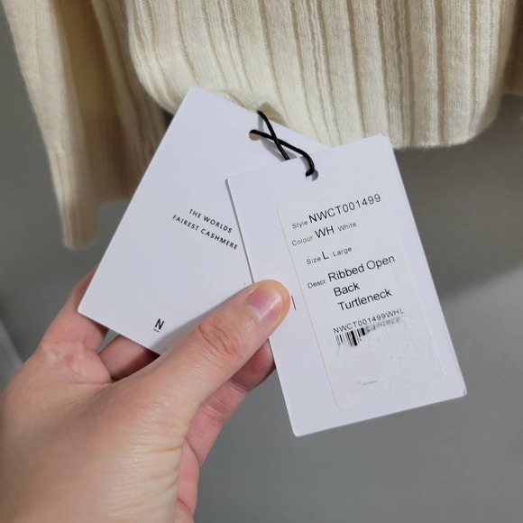 Naadam‎ Ribbed Open-Back Turtleneck Sweater - Picture 4 of 5